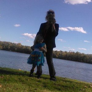 Meet your Posher, Cynthia